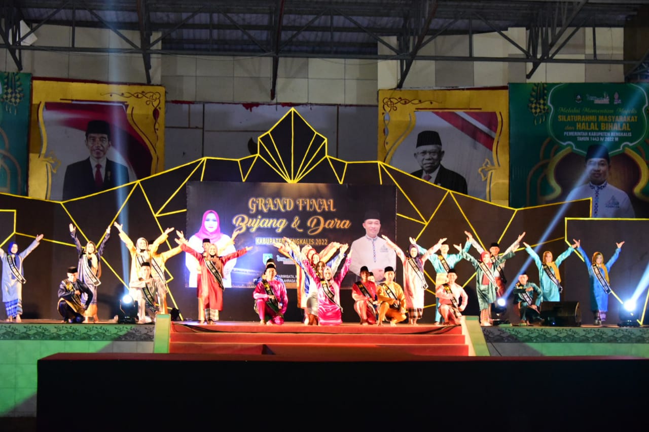 Buka Festival Pemilihan Bujang dan Dara Kabupaten Bengkalis, Bupati Kasmarni Ingatkan Tanggung Jawab